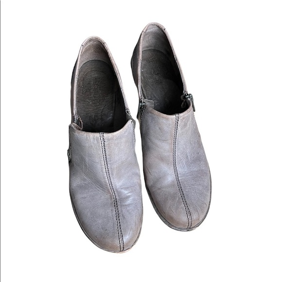 Born Famke low ankle bootie clogs - Picture 3 of 10